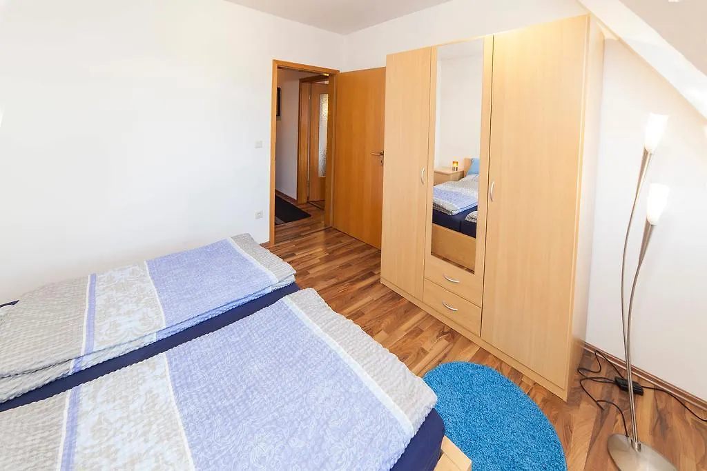 Апартаменты Ferienwohnung Reisloehner Альтдорф-бай-Нюрнберг Германия